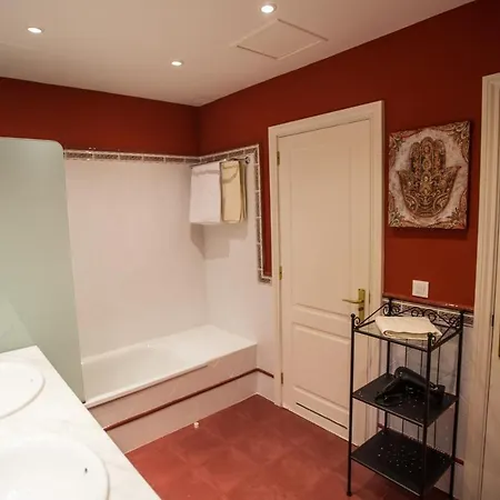 Casa Perla - With Big Garden And Private Pool 别墅